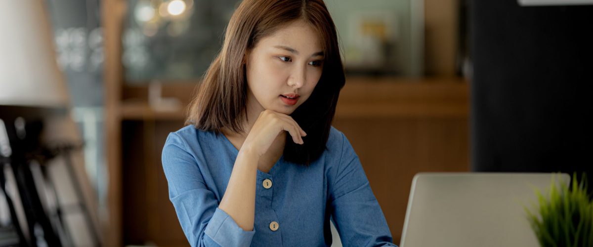 Asian women sitting in the office, young Asian business women as business executives, founding and running start-up executives, young female business leaders. Startup business concept.